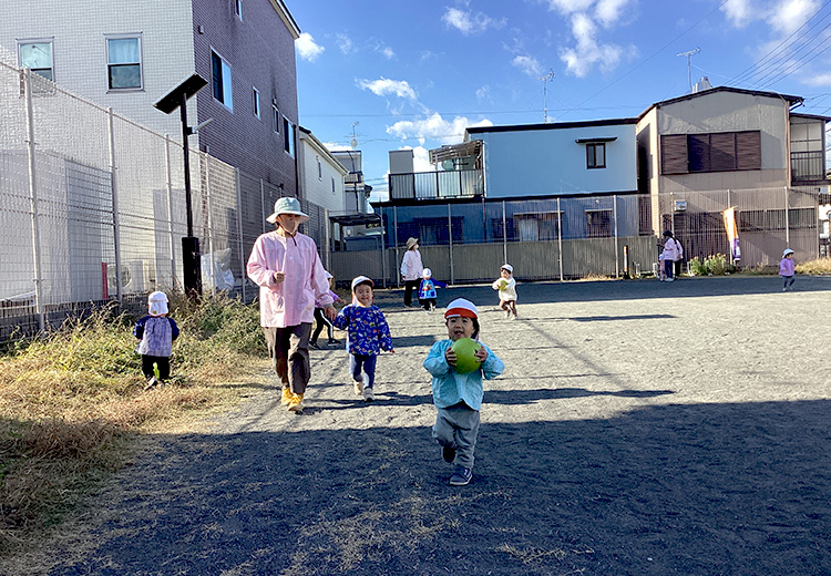 公園で